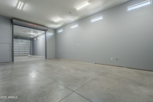 10033 W Jj Ranch Rd, Peoria, AZ 85383 - view of garage
