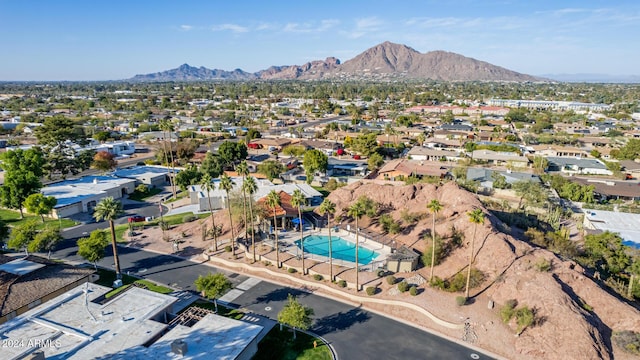 bird's eye view featuring a mountain view