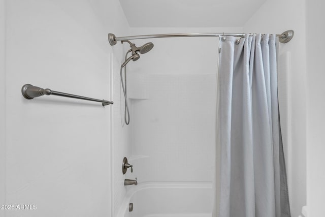 full bathroom featuring shower / tub combo