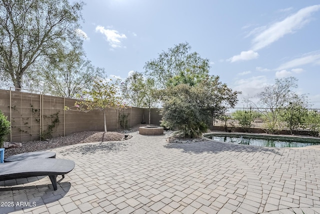 5759 W Saratoga Ct, Florence, AZ 85132 - view of patio featuring a fenced backyard