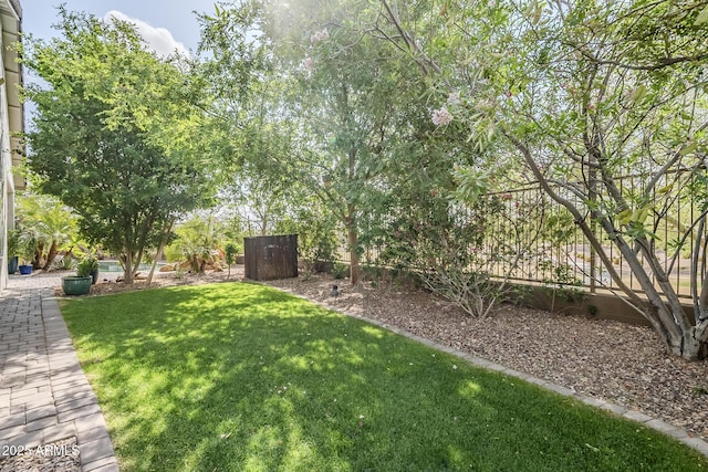 5759 W Saratoga Ct, Florence, AZ 85132 - view of grassy yard
