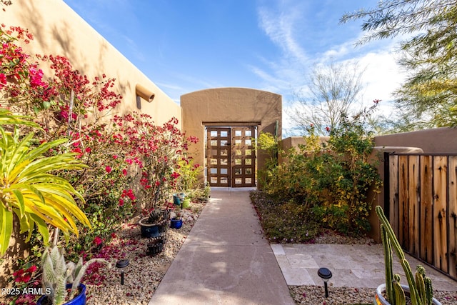 view of property entrance