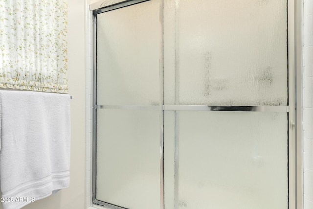 3901 W Augusta Ave, Phoenix, AZ 85051 - full bathroom with a shower stall