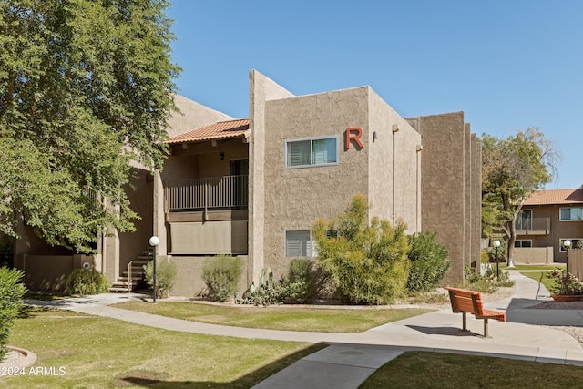 view of building exterior