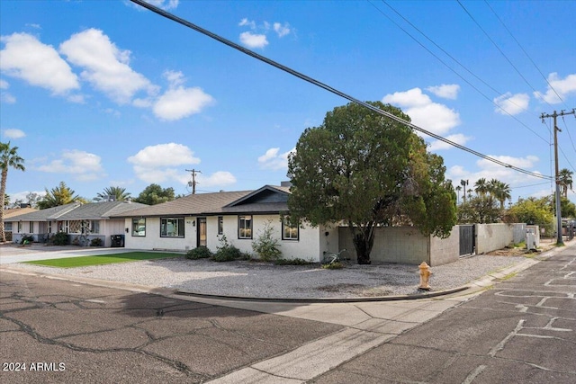 view of front of home