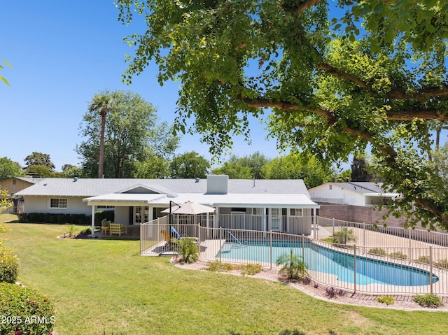 7042 N 13th St, Phoenix, AZ 85020 - view of swimming pool with a yard, a patio, fence, and a fenced in pool