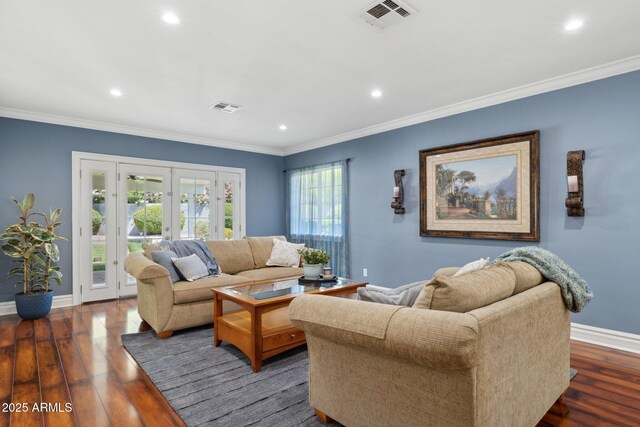 7042 N 13th St, Phoenix, AZ 85020 - living room featuring baseboards, recessed lighting, and visible vents