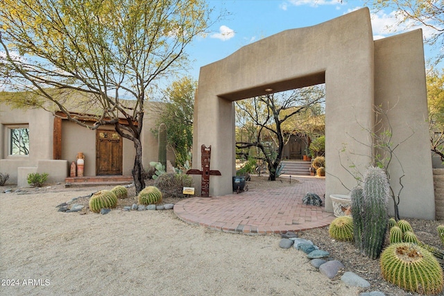 36600 N 50th St, Cave Creek, AZ 85331 - exterior space featuring stucco siding and a patio area