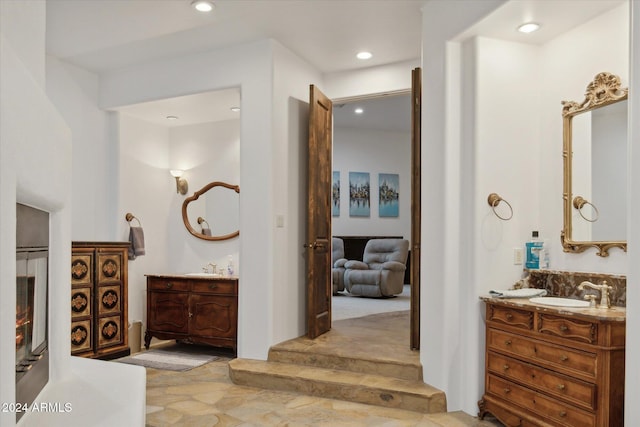 36600 N 50th St, Cave Creek, AZ 85331 - bathroom with two vanities and recessed lighting