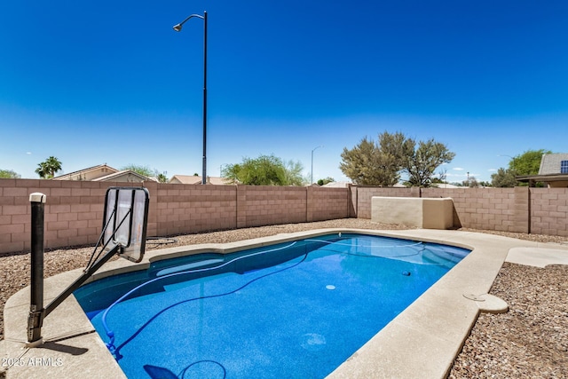 16120 N 86th Ln, Peoria, AZ 85382 - view of swimming pool featuring a fenced backyard