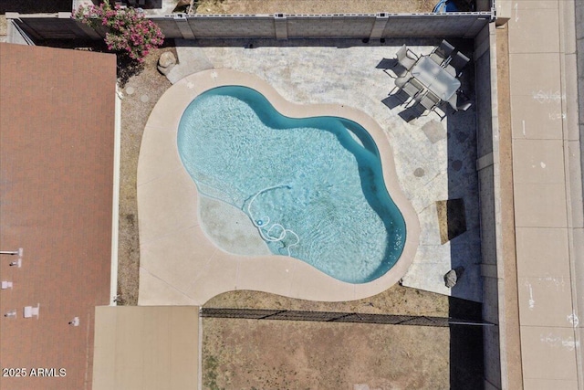 724 N Pine St, Gilbert, AZ 85233 - view of swimming pool