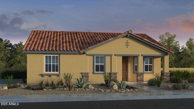 9972 W Piccadilly Rd, Avondale, AZ 85392 - bungalow-style house featuring stucco siding and a tile roof