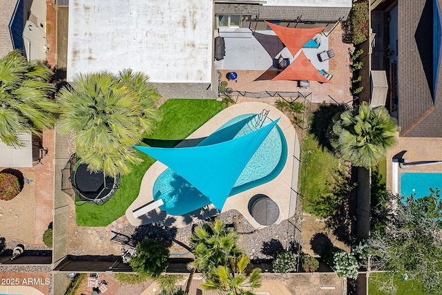 bird's eye view of a pool area
