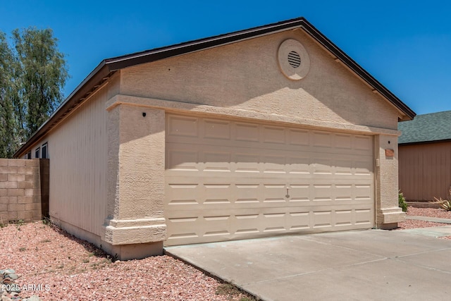 2906 W Irma Ln, Phoenix, AZ 85027 - view of garage