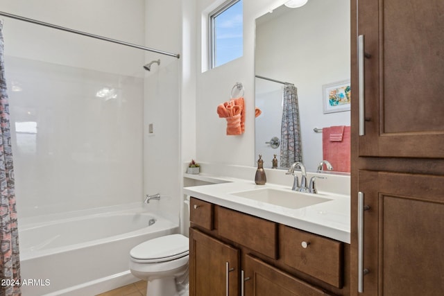 full bathroom featuring vanity, toilet, and shower / bath combo with shower curtain