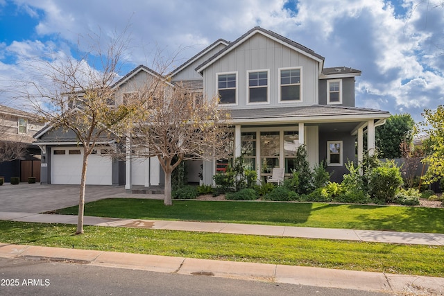 view of front of house featuring a porch and a front yard