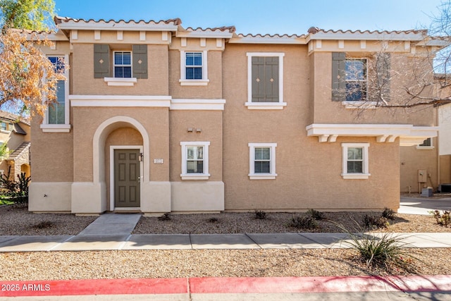 view of front of home with stucco siding