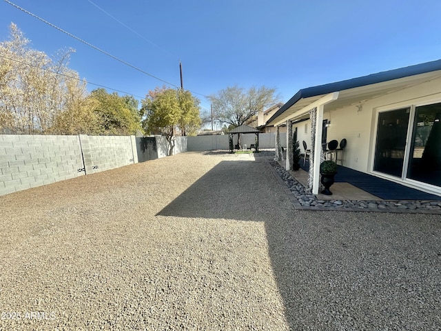 view of yard featuring a patio