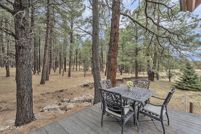 deck featuring outdoor dining space