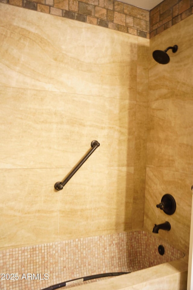 1632 E Saint Charles Ave, Phoenix, AZ 85042 - bathroom with bathtub / shower combination