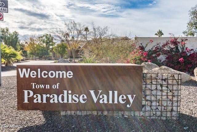 10401 N 52nd St Unit 210, Paradise Valley, AZ 85253 - view of community sign