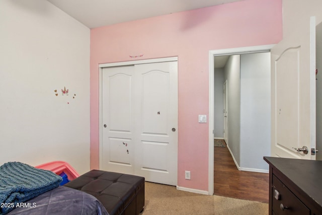 bedroom featuring a closet