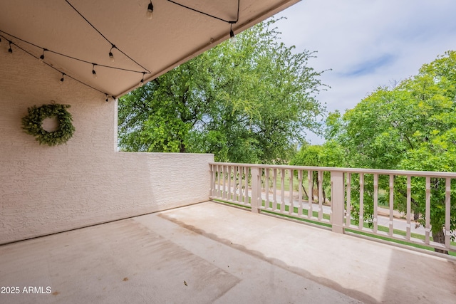 7800 E Lincoln Dr Unit 2029, Scottsdale, AZ 85250 - view of patio featuring a balcony