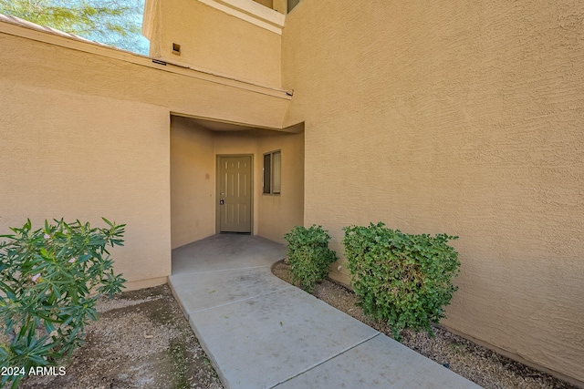 view of property entrance