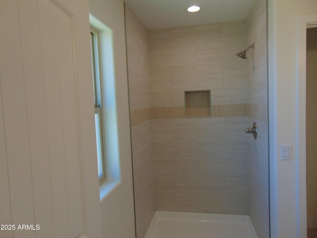 17707 E Jackrabbit Rd, Mayer, AZ 86333 - bathroom with tiled shower and recessed lighting