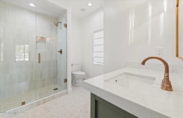 10755 E Cholla Ln, Scottsdale, AZ 85259 - bathroom featuring toilet, a shower stall, vanity, and recessed lighting