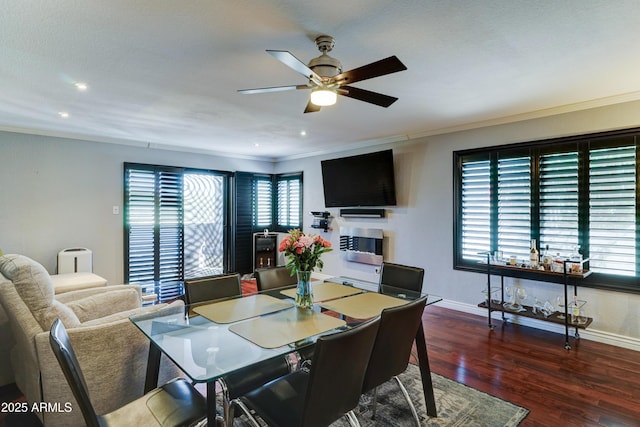 5122 E Shea Blvd Unit 1020, Scottsdale, AZ 85254 - dining area with wood finished floors, crown molding, a ceiling fan, and baseboards