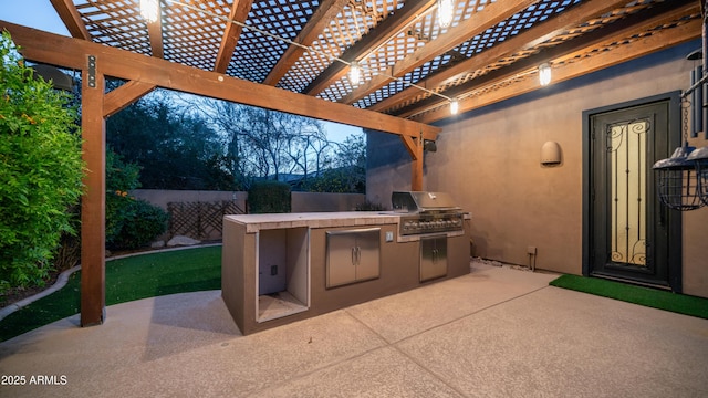 7130 E Saddleback St Unit 58, Mesa, AZ 85207 - view of patio / terrace with an outdoor kitchen, a grill, a pergola, and fence