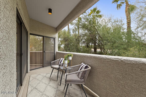 10401 N Saguaro Blvd Unit 224, Fountain Hills, AZ 85268 - view of balcony