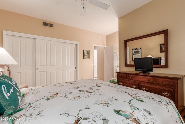 bedroom featuring a closet and ceiling fan