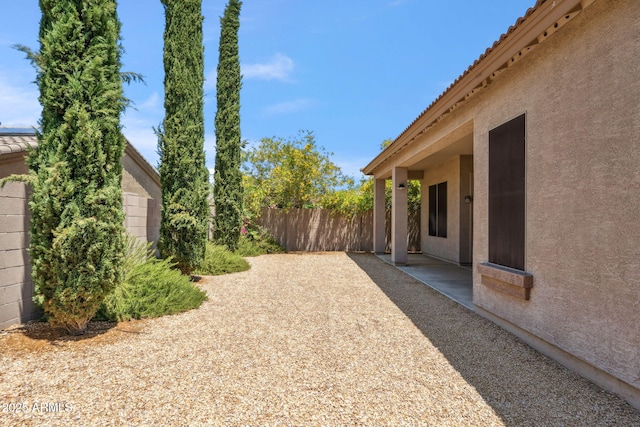 35402 N 32nd Dr, Phoenix, AZ 85086 - view of yard featuring a patio area