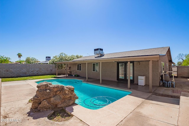 1302 E Forge Ave, Mesa, AZ 85204 - view of pool featuring a patio area, a fenced in pool, and a fenced backyard