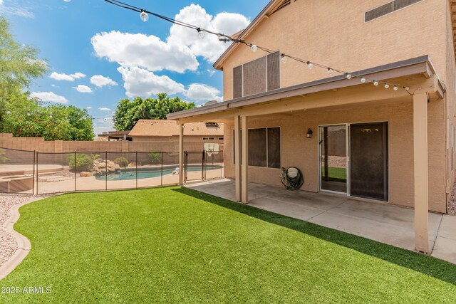20809 N 1st Ave, Phoenix, AZ 85027 - view of yard with a patio area