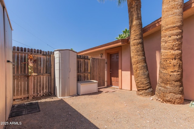 6532 E Aster Dr, Scottsdale, AZ 85254 - view of patio with a gate