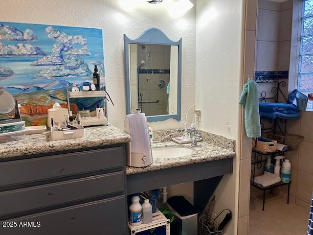 7604 E Sedalia Trl, Prescott Valley, AZ 86315 - bathroom featuring vanity and walk in shower
