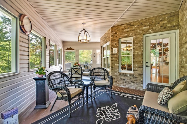 view of sunroom / solarium