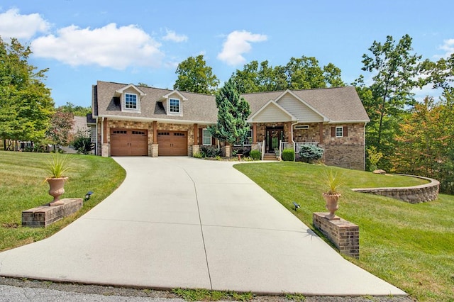 view of front facade featuring a porch, driveway, and a front lawn