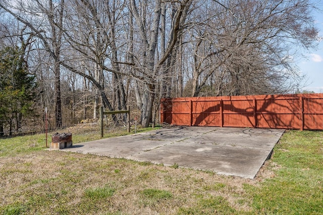 view of yard with fence