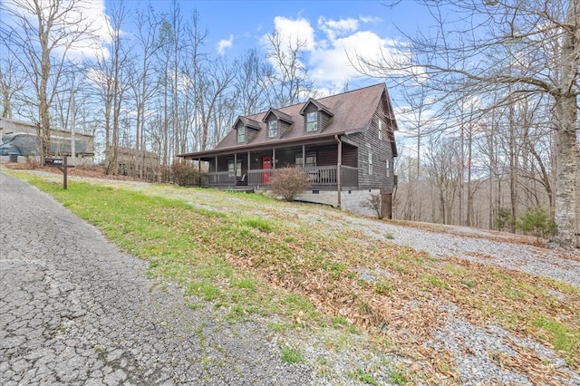 view of front of home featuring a porch