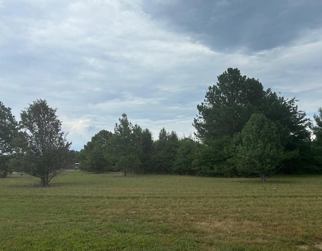 Listing photo 3 for 2070 Burton Branch Rd, Algood TN 38506