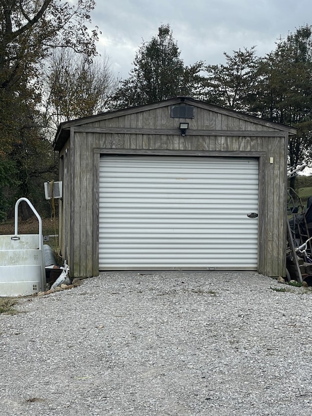 detached garage with driveway