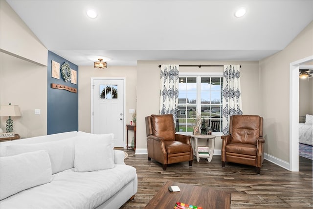 living room with baseboards, dark wood-style flooring, and recessed lighting