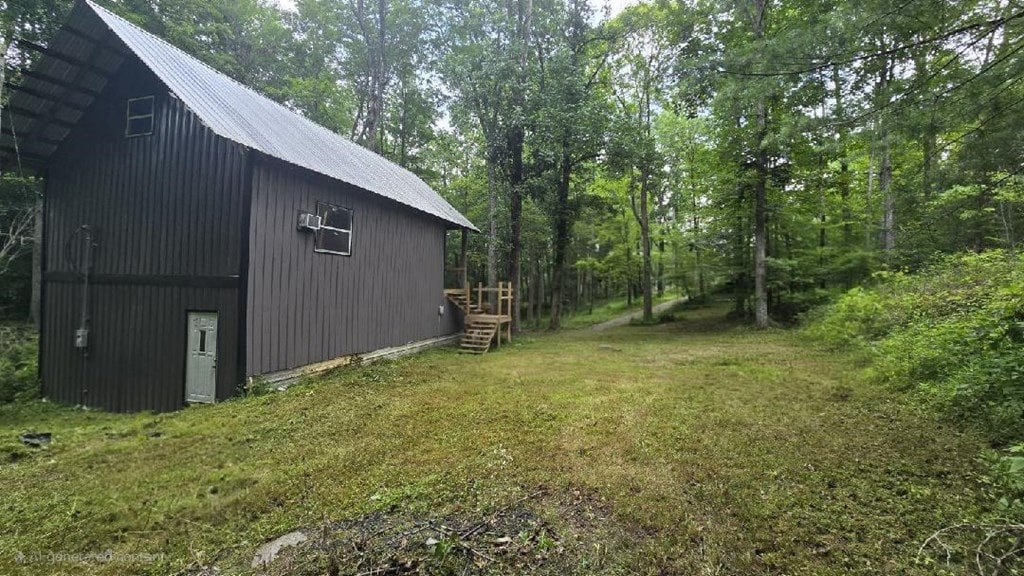 208 Roughshod Ln, Hilham, TN 38568