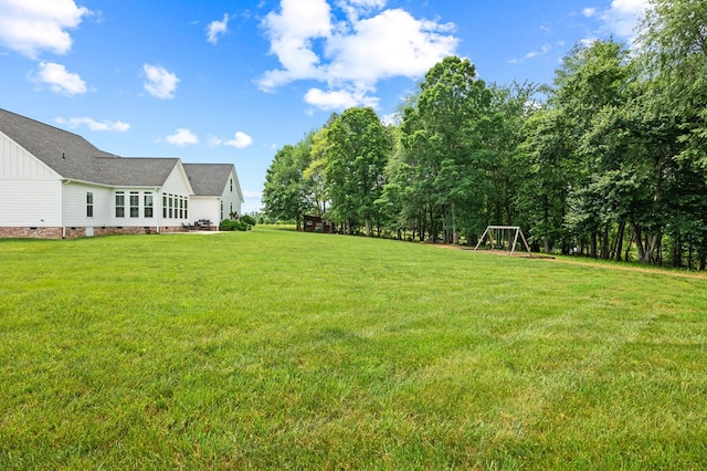8275 Medlin Rd, Baxter, TN 38544 - view of green lawn
