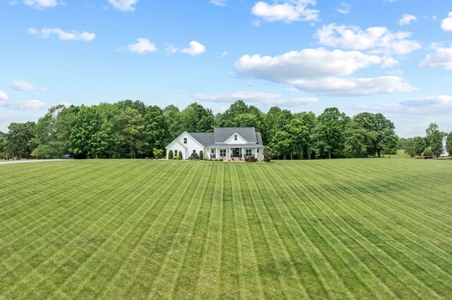 8275 Medlin Rd, Baxter, TN 38544 - view of grassy yard