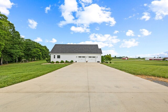 8275 Medlin Rd, Baxter, TN 38544 - view of side of property with a yard and driveway